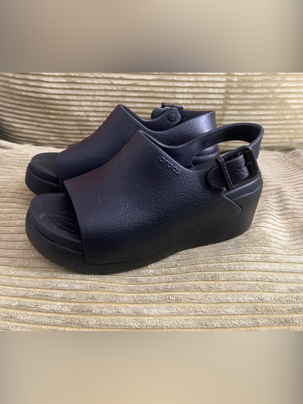 CROCS Black Wedge Slingback Clogs